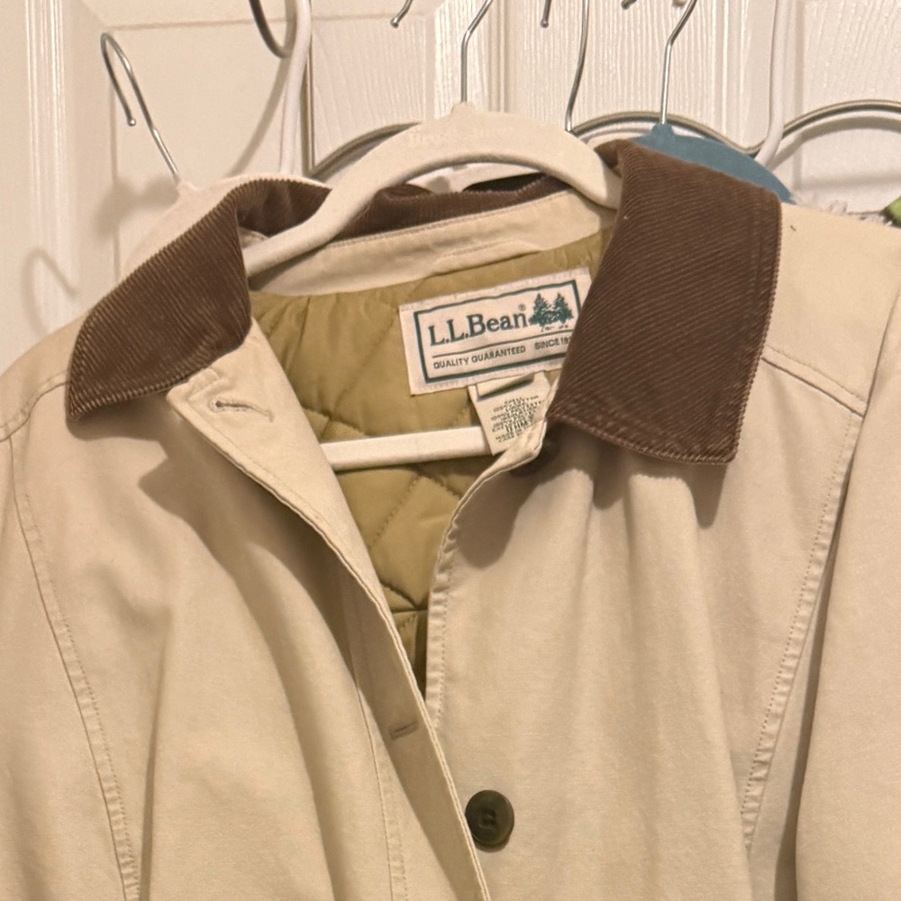 L.L. Bean Women's Tan Utility Jacket with Brown Collar